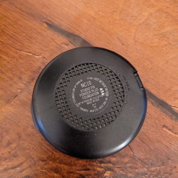 MAC Studio Fix Powder Plus Foundation - Picture 3 of 4